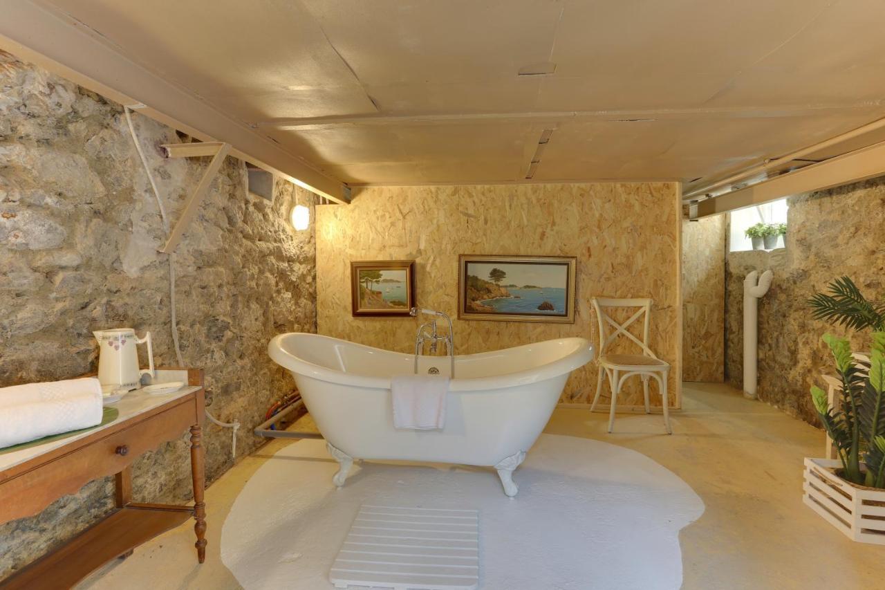 Migaloo Vila Dinard Exterior foto
